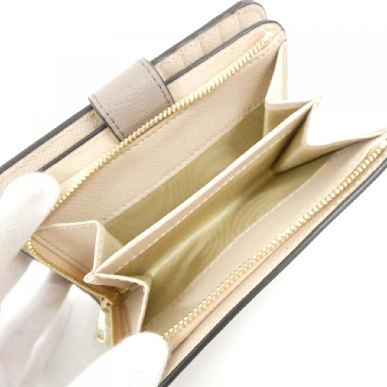 【新品】フルラ CAMELIA WP00314 財布