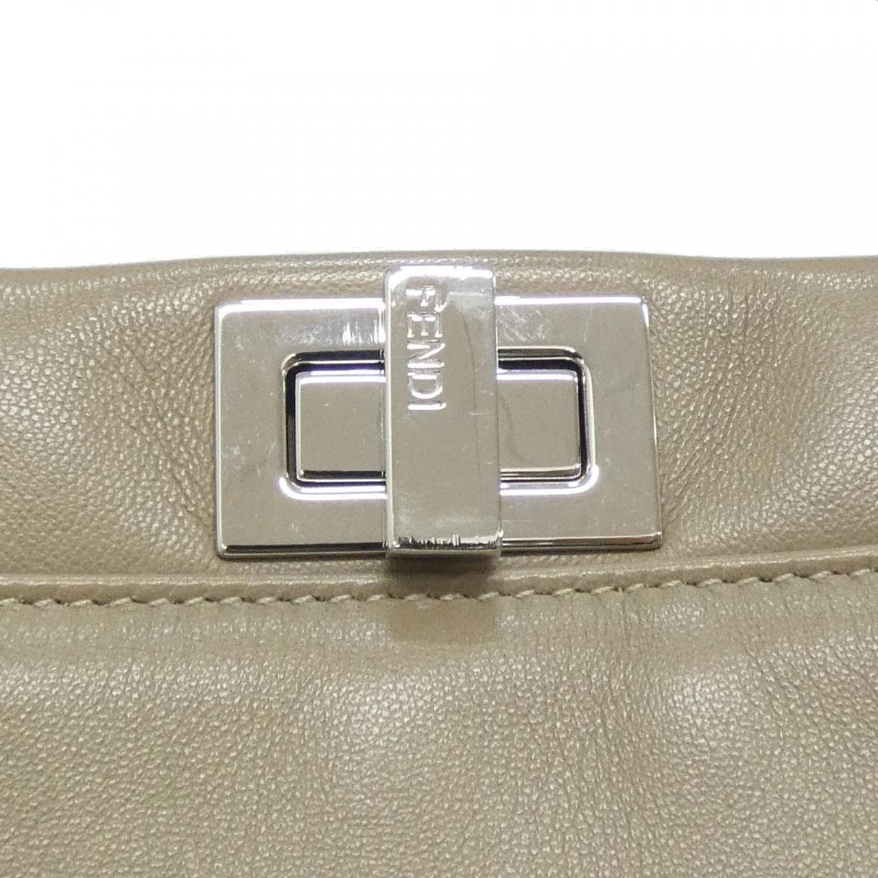 フェンディ ピーカブー ミニ 8BN244 K4P バッグ