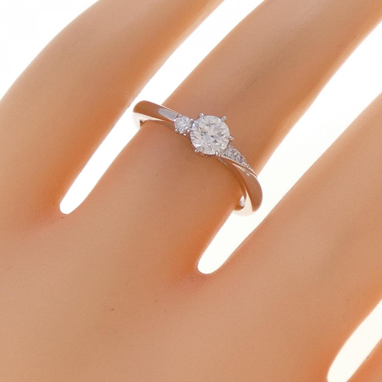 PT950 ダイヤモンド リング 0.329CT G VVS2 3EXT