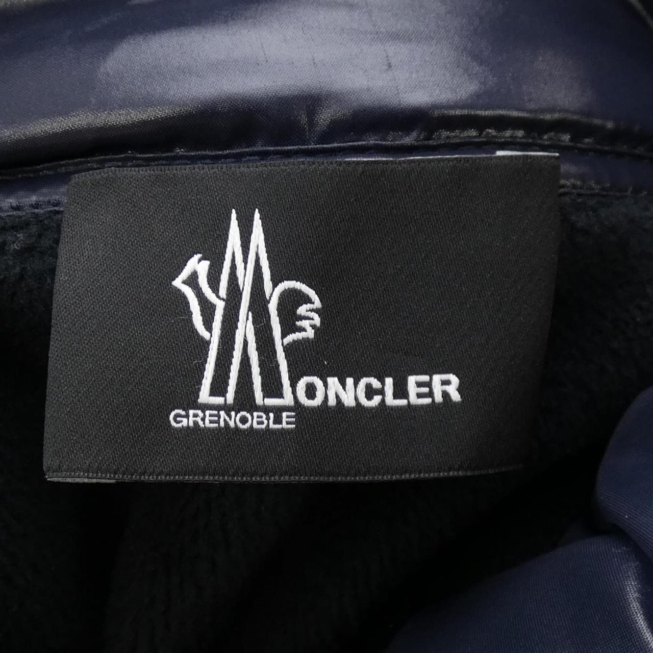 MONCLER GRENOBLE MONCLER GRENOBLE 上衣