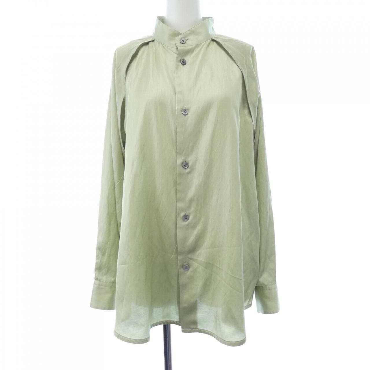 ISSEY MIYAKE Tops