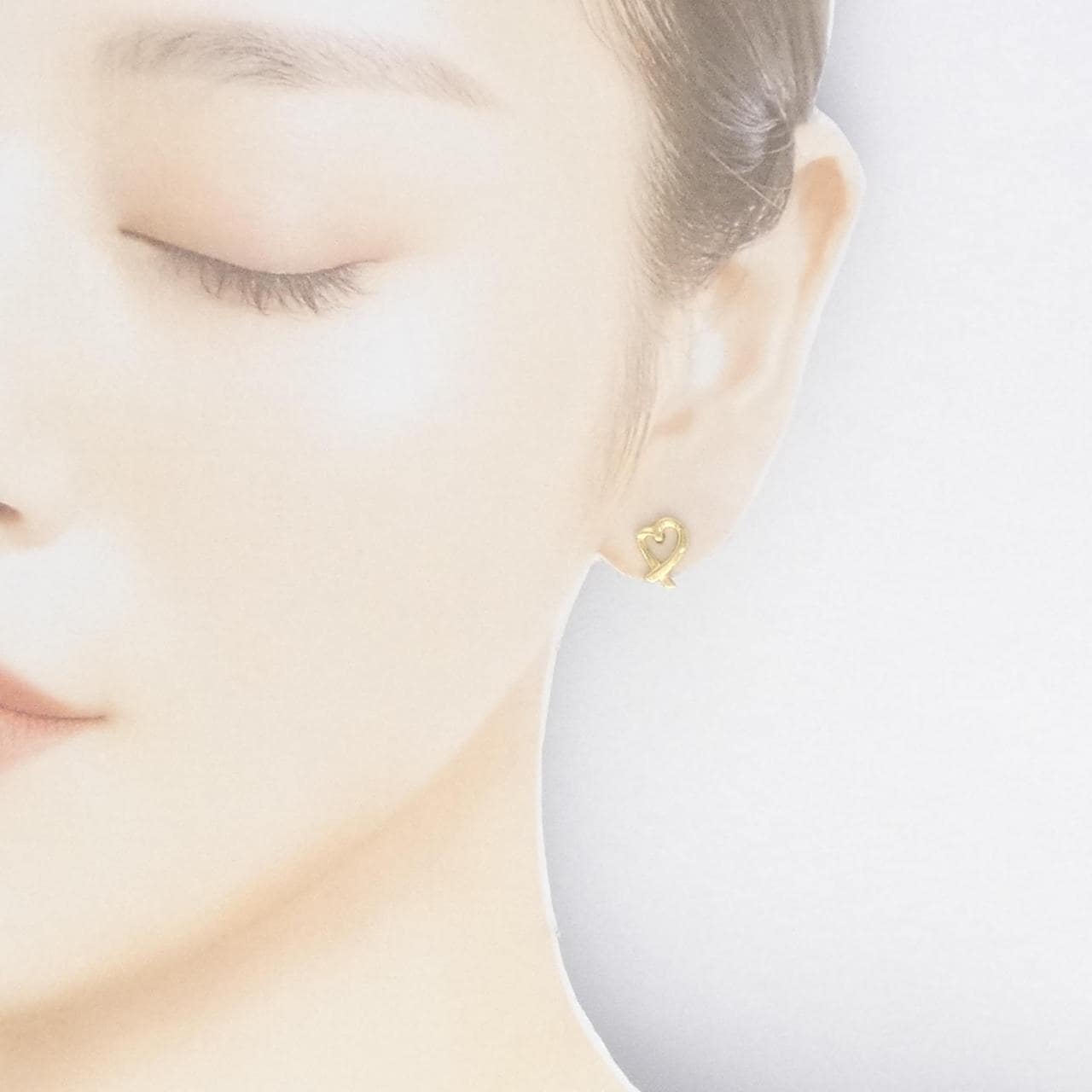 TIFFANY Loving Heart Earrings