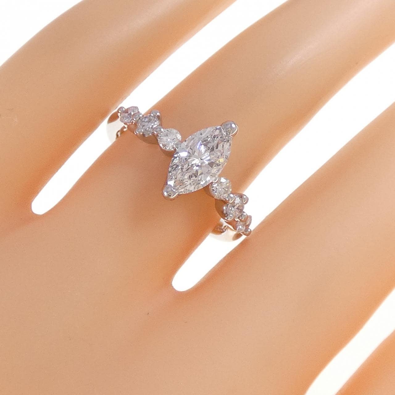 PT900 ダイヤモンド リング 0.90CT
