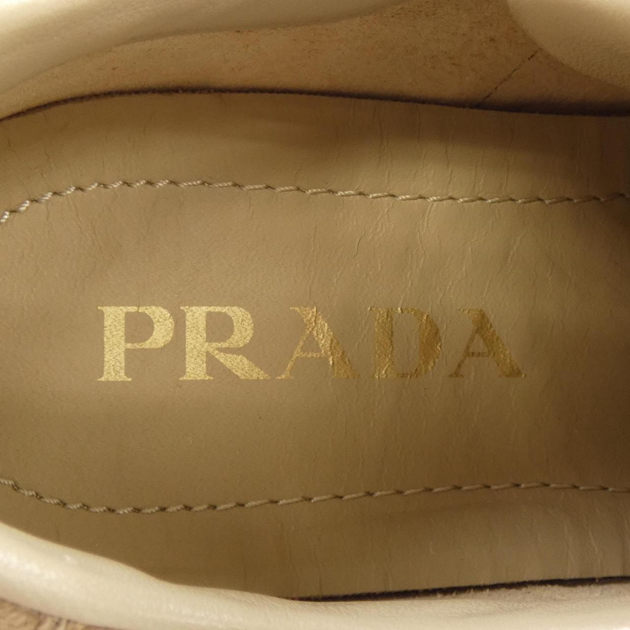 プラダ PRADA スニーカー