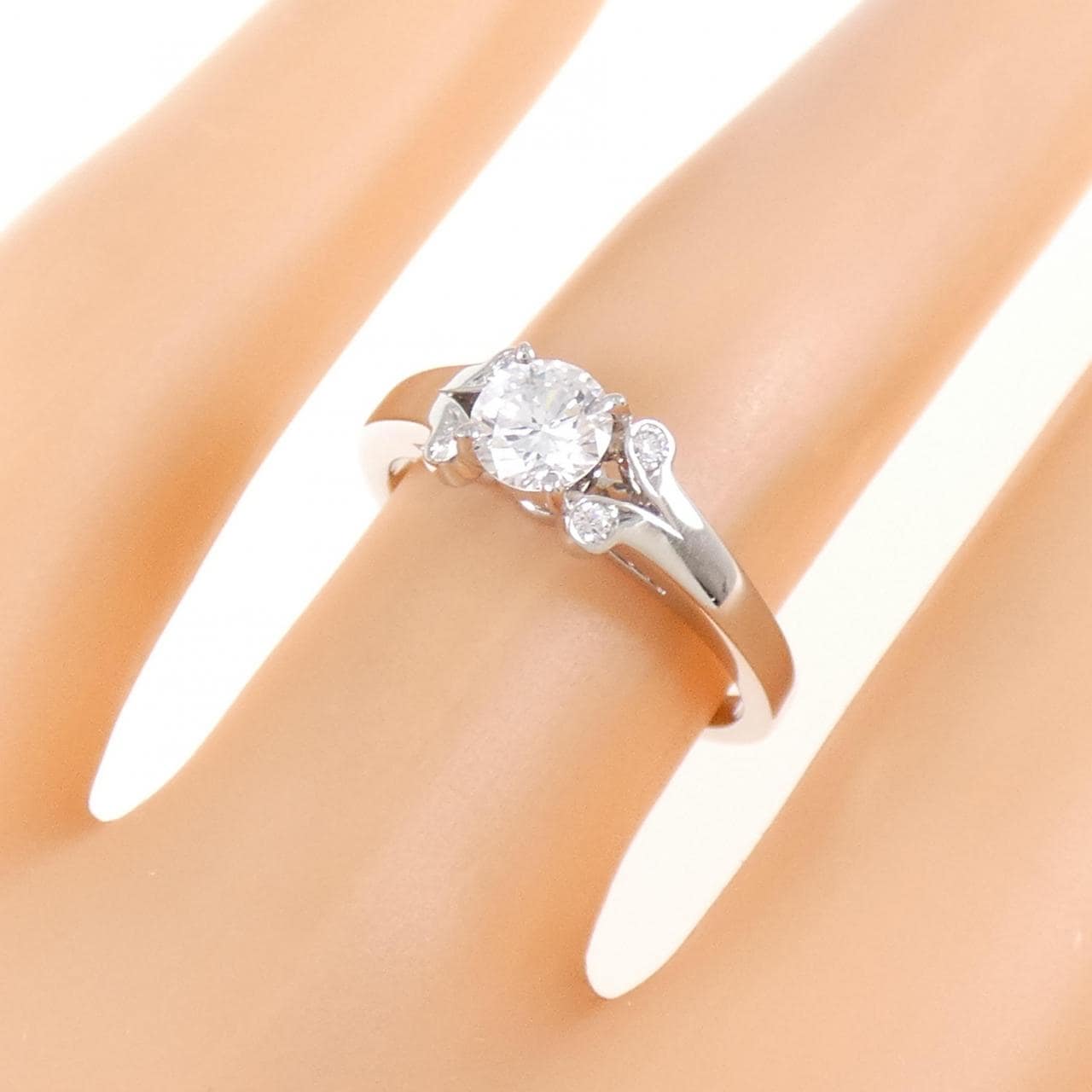 カルティエ バレリーナ リング 0.36CT F VS2