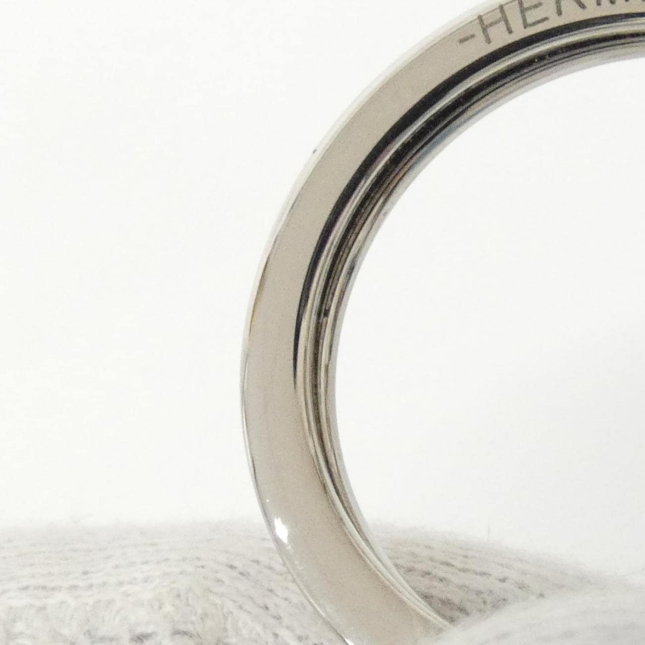 エルメス カルメン ウノドス 077895CJ キーリング