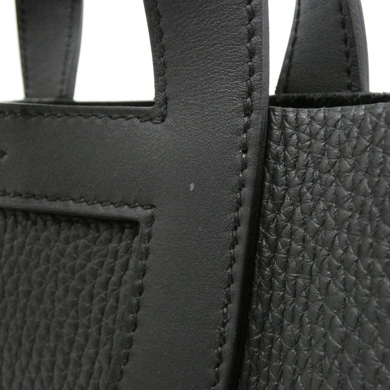 エルメス イン ザ ループ 18cm 084274CK バッグ