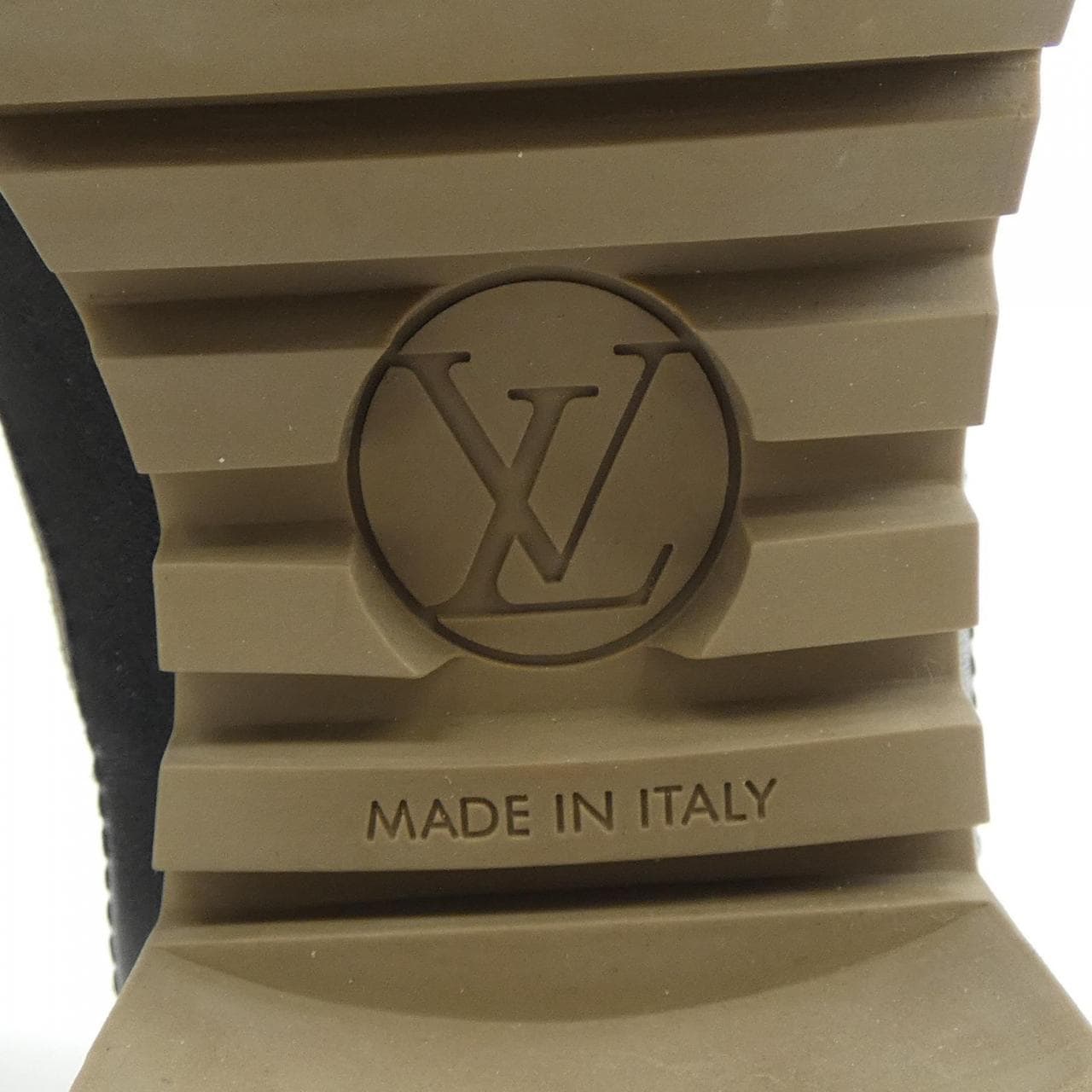 ルイヴィトン LOUIS VUITTON ローリエートライン ブーツ