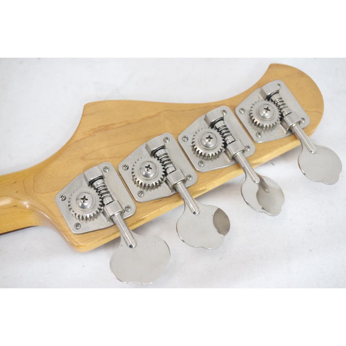 ＢＡＣＣＨＵＳ　　ＷＯＯＤＬＩＮＥ　Ｐ－ＣＬＡＳＳＩＣ