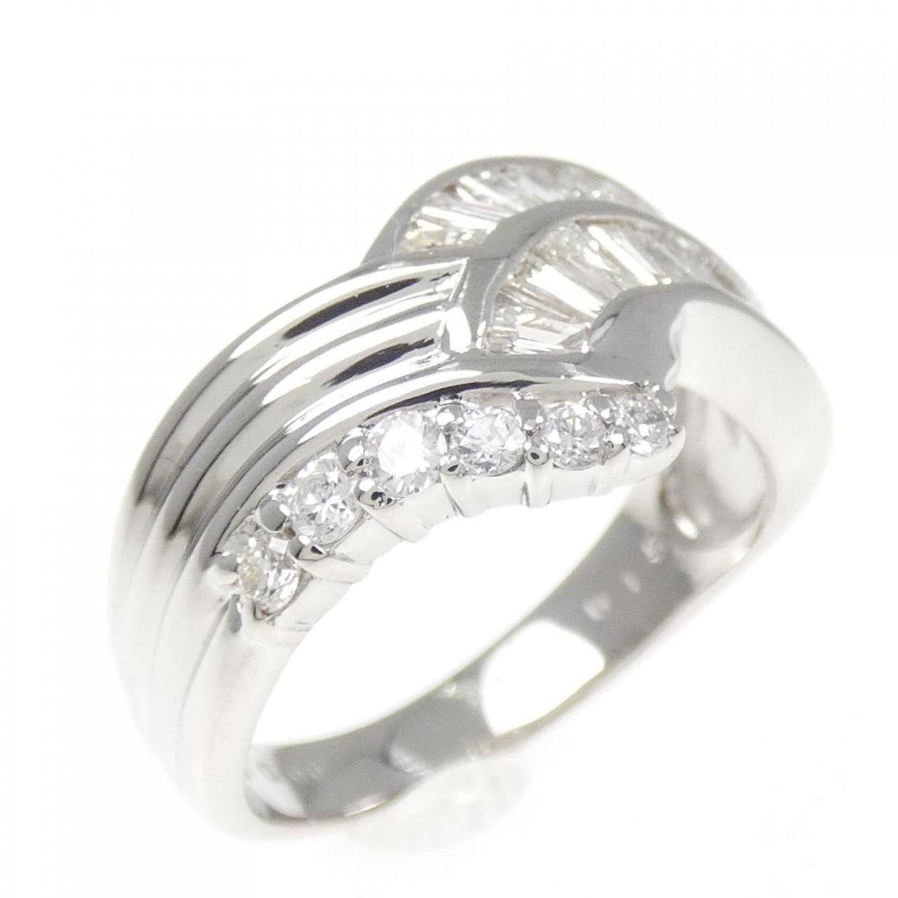 PT ダイヤモンド リング 0.66CT