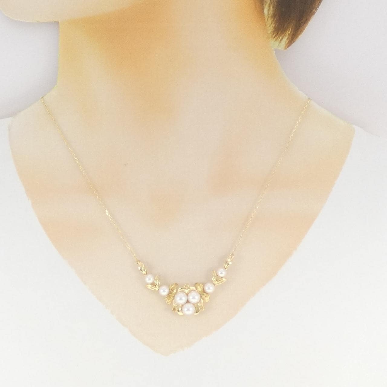 MIKIMOTO Akoya pearl necklace