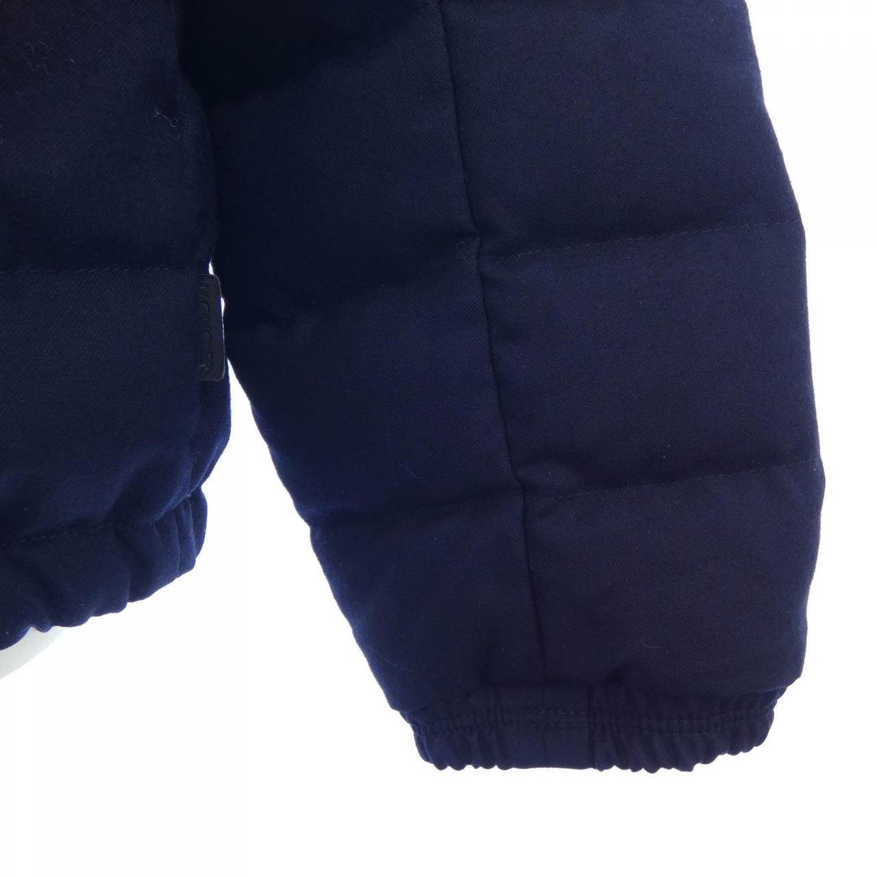 モンクレール MONCLER ダウンジャケット