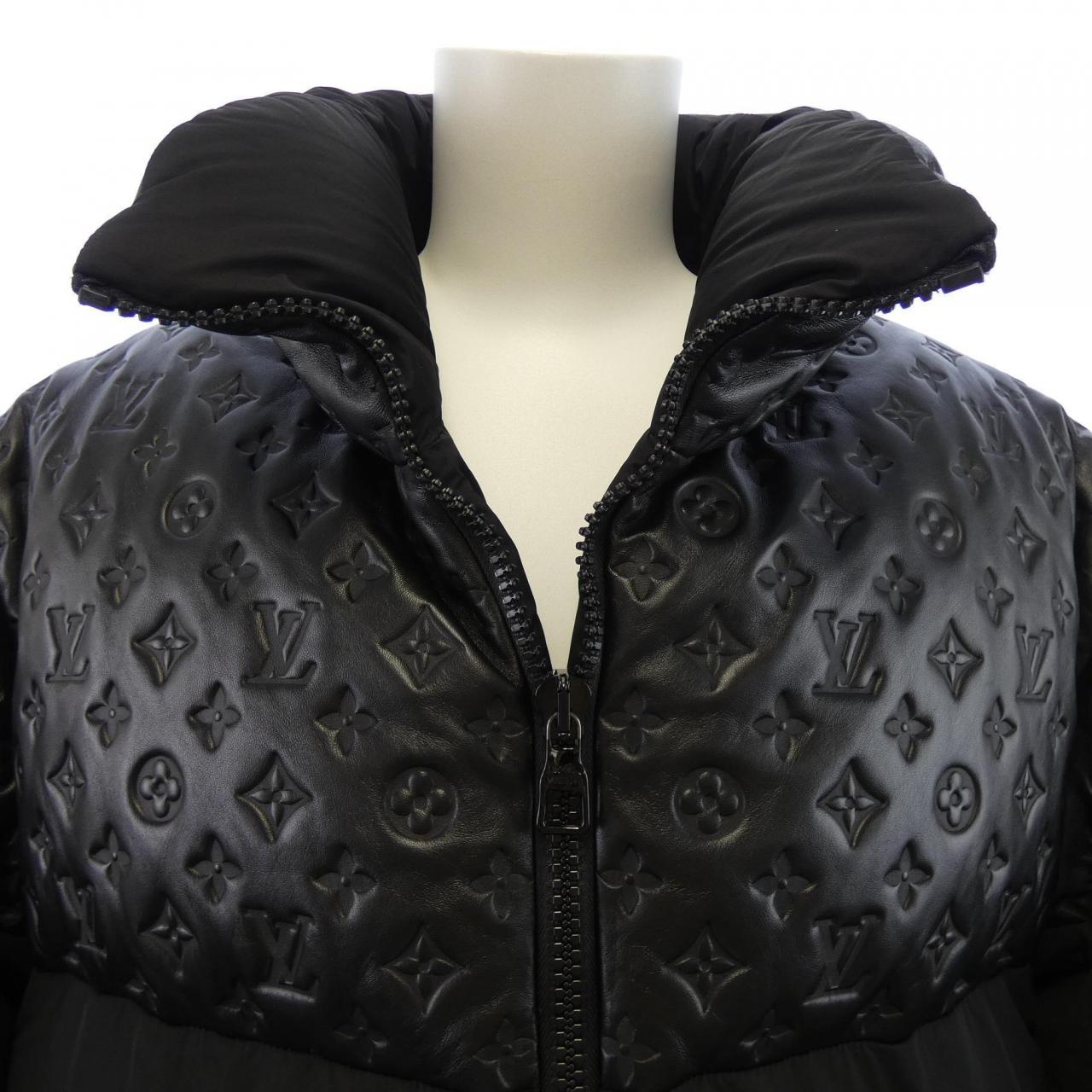 ルイヴィトン LOUIS VUITTON オーバーサイズパッファージャケット HPB80ERSC ダウンジャケット