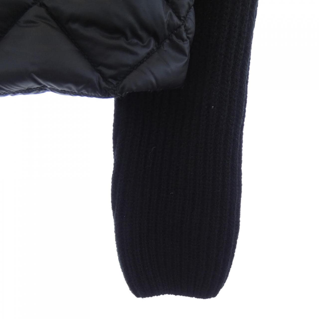 モンクレール MONCLER 20939B51500 ダウンジャケット
