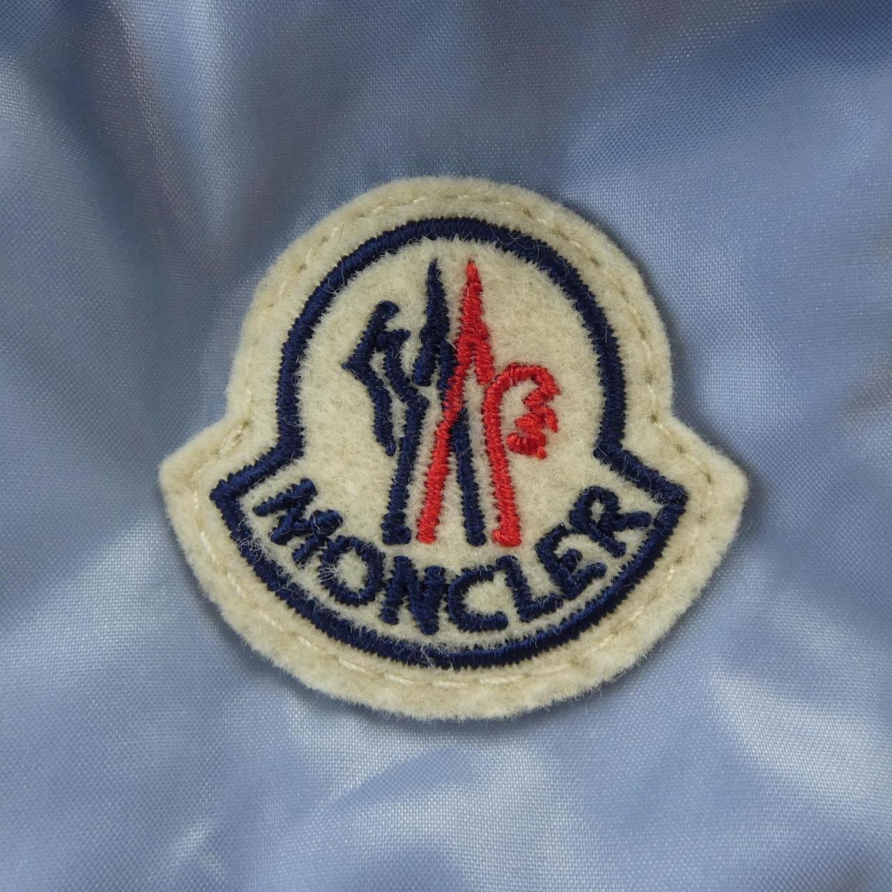 モンクレール MONCLER ダウンジャケット