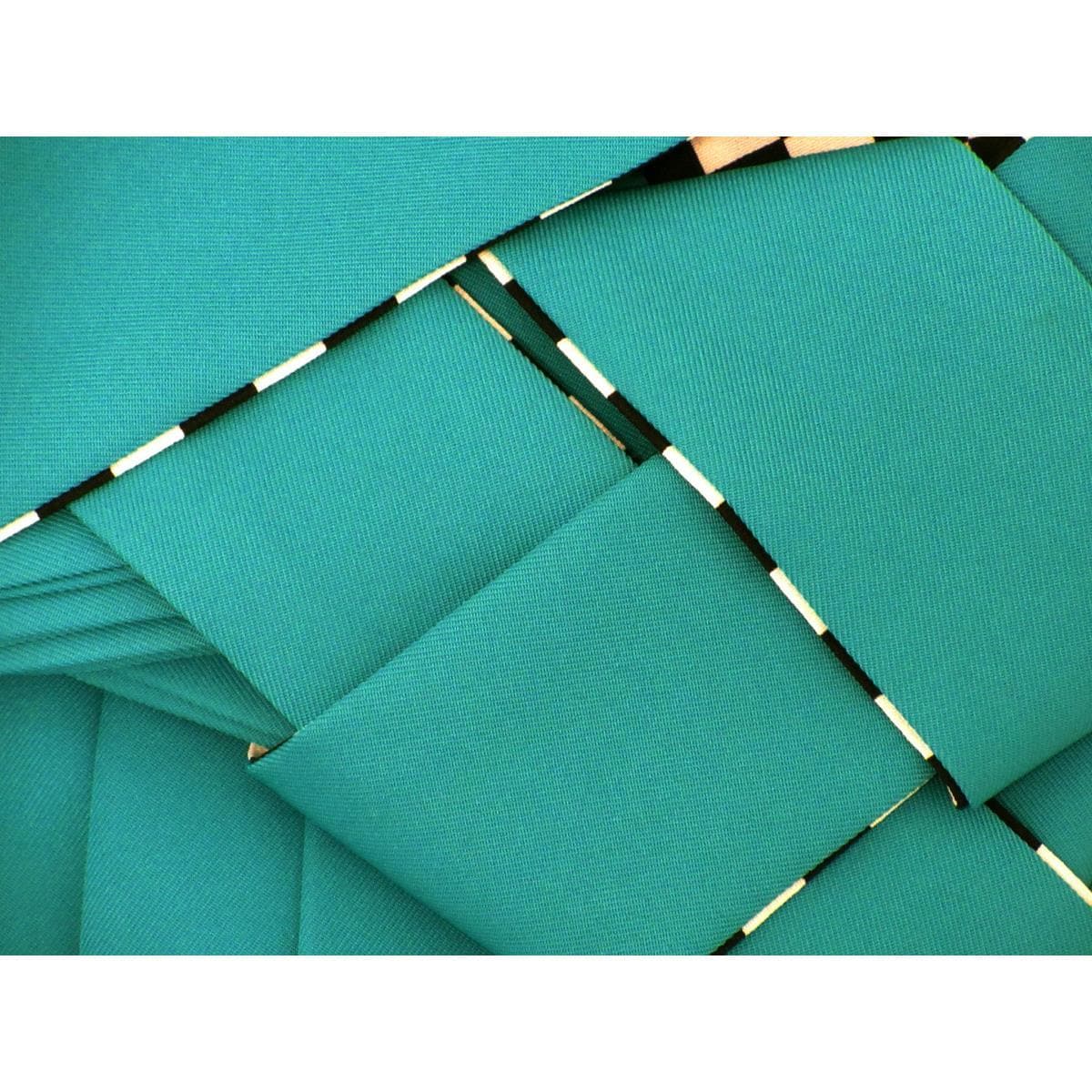 女袴　ＪＡＰＡＮ　ＳＴＹＬＥ　刺繍入り　紐下９９ｃｍ　ＬＬサイズ