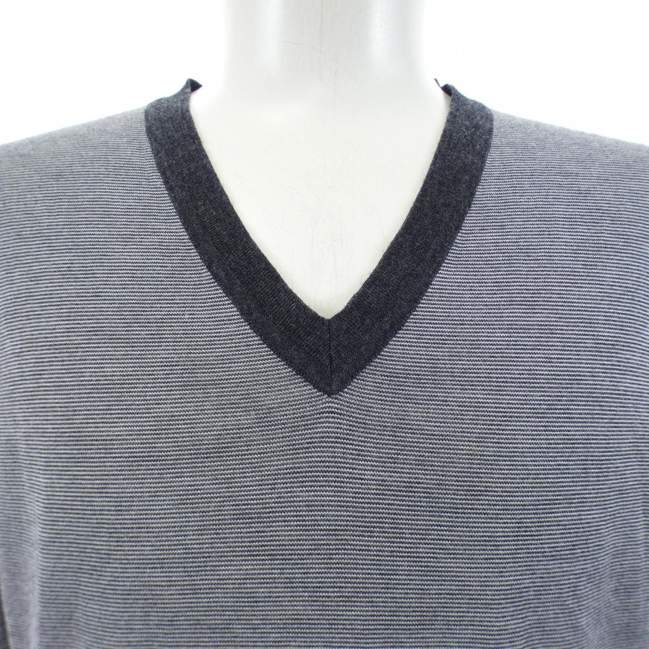 ルイヴィトン LOUIS VUITTON MRKN10M21 ニット