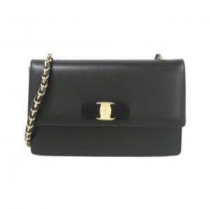 サルヴァトーレフェラガモ GINNY 21 E480 ショルダーバッグ