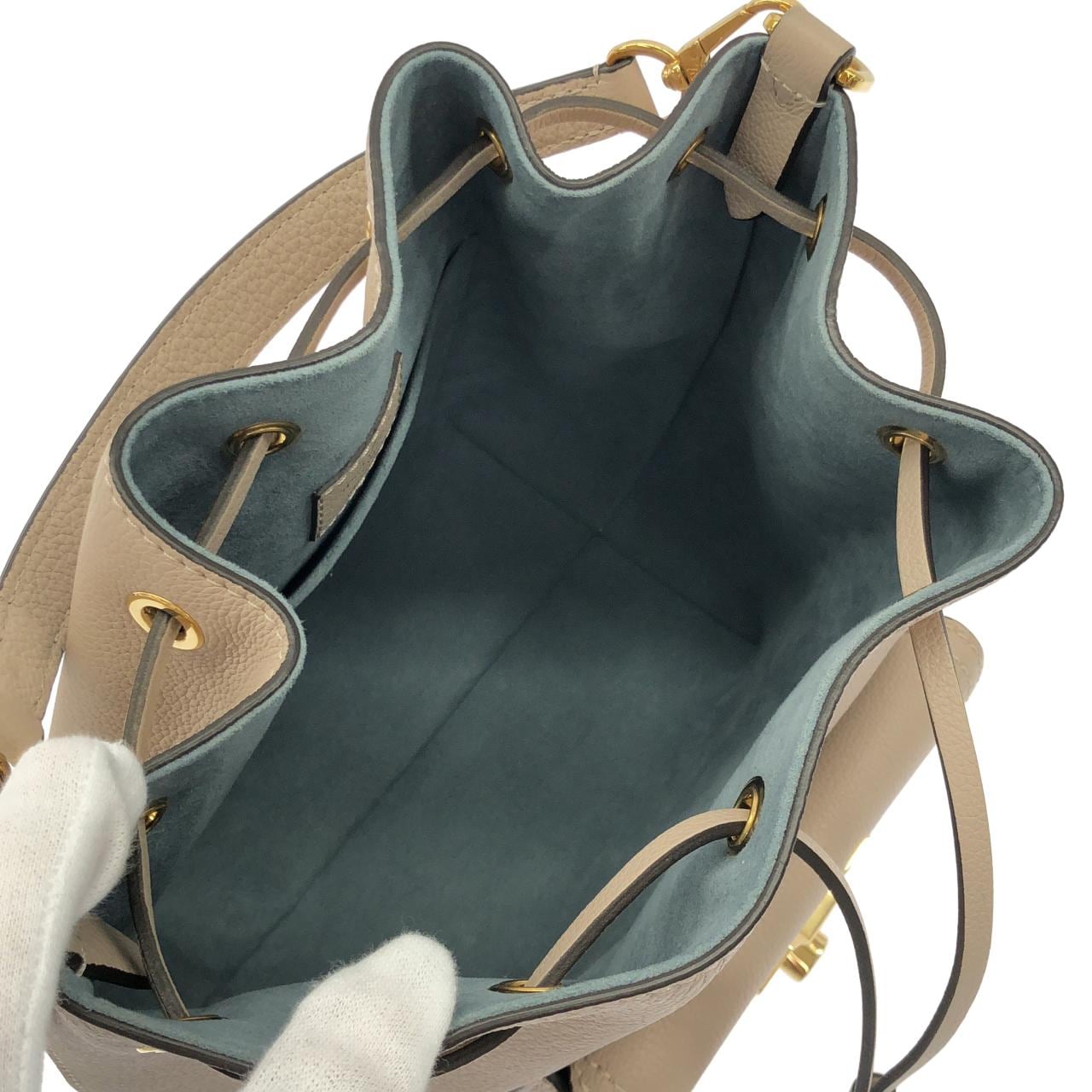 ルイヴィトン ロックミー バケット M57688 ショルダーバッグ