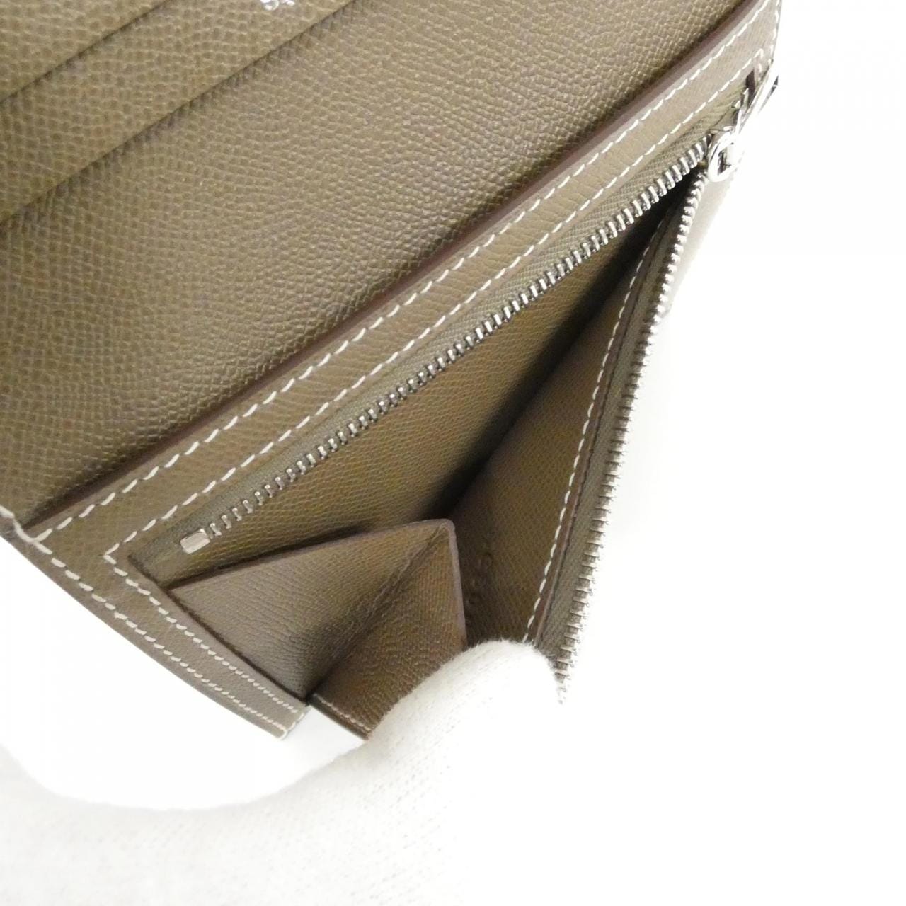 【未使用品】エルメス ベアン コンパクト 084817CK 財布