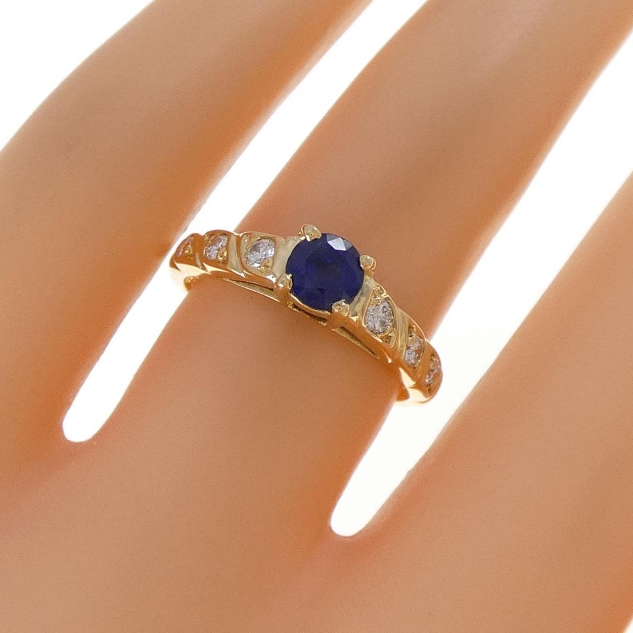 ショーメ トルサード リング