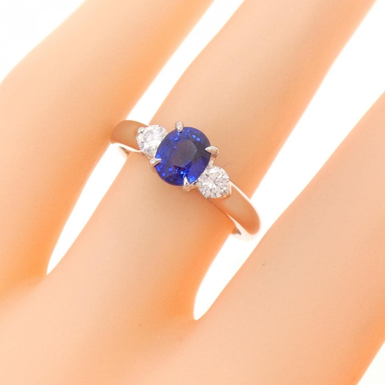 PT900 サファイヤ リング 1.066CT