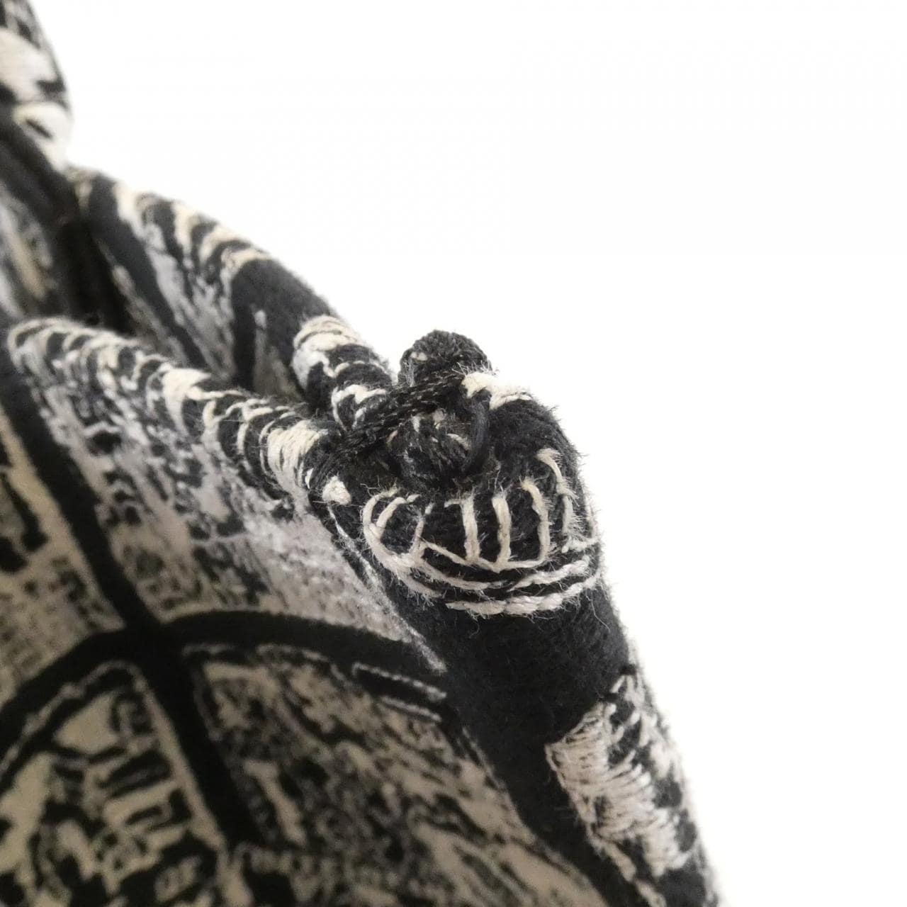 クリスチャンディオール プラン ド パリ ディオール ブック トート ミディアム M1296ZOMP バッグ