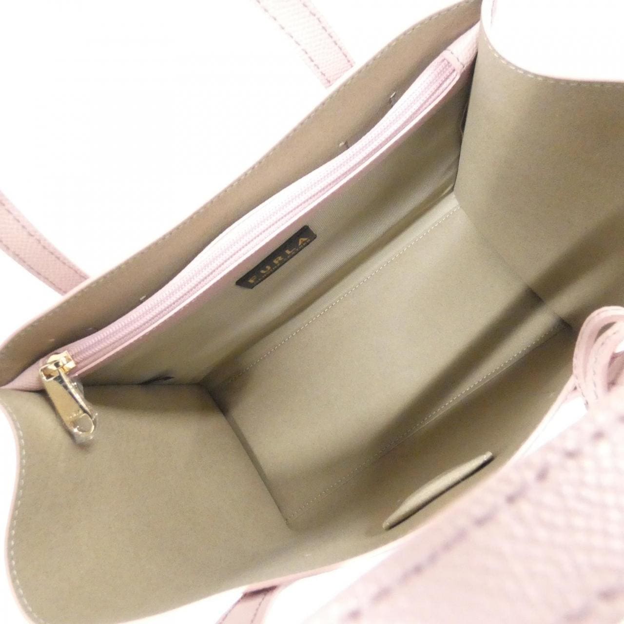 【新品】フルラ CLASSIC WB01628 バッグ