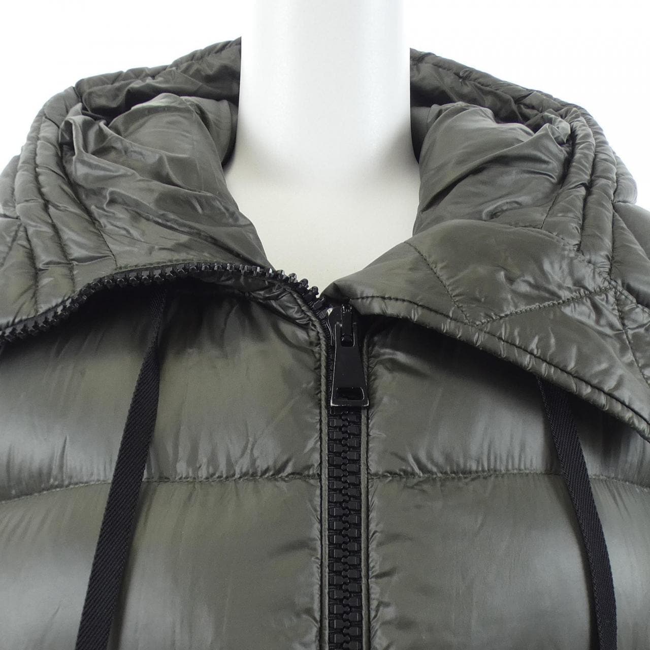 MONCLER SUYEN down coat