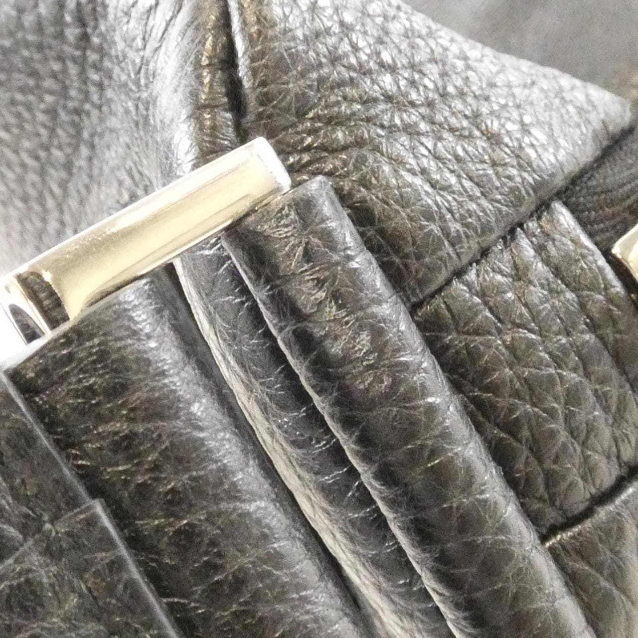 プラダ 2VY007 ショルダーバッグ