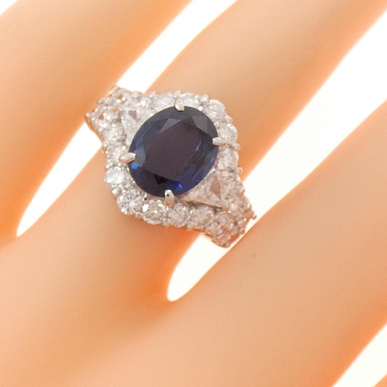 PT900 サファイヤ リング 2.15CT
