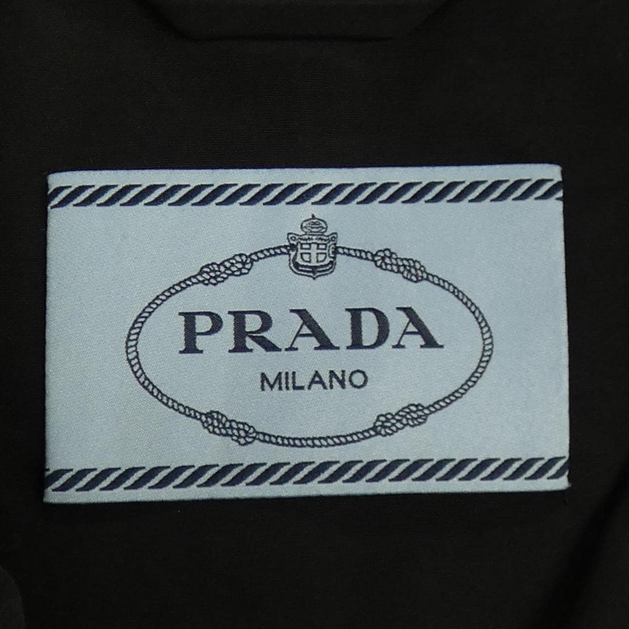 プラダ PRADA トレンチコート