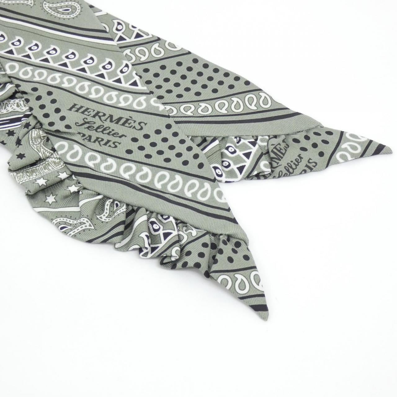 エルメス EPERON D'OR BANDANA ツイリー フリル 852978S スカーフ