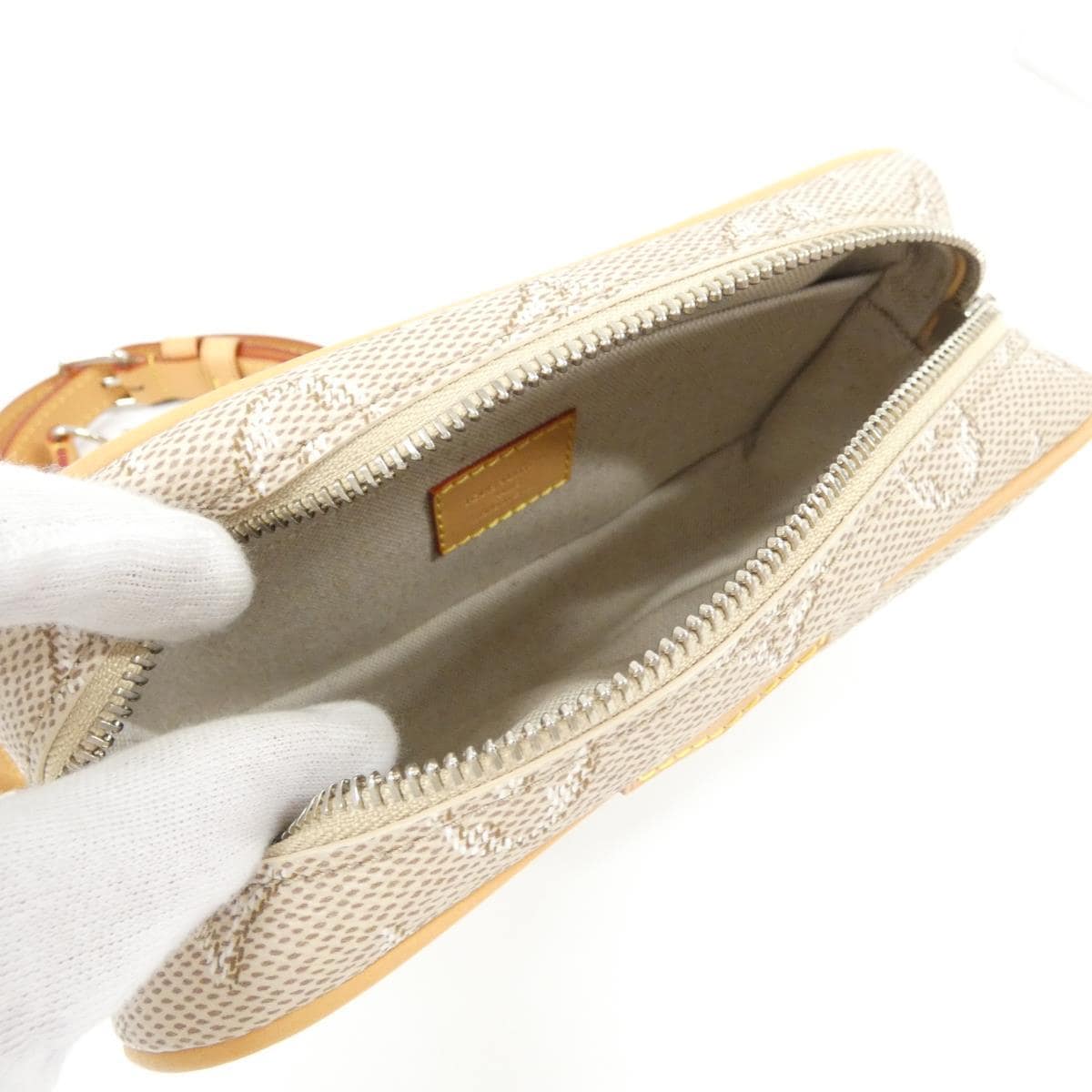 【未使用品】ルイヴィトン　モノグラムヘリテージ　トロカデロ　ウェアラブル　ウォレット　Ｍ２７１５５　バッグ