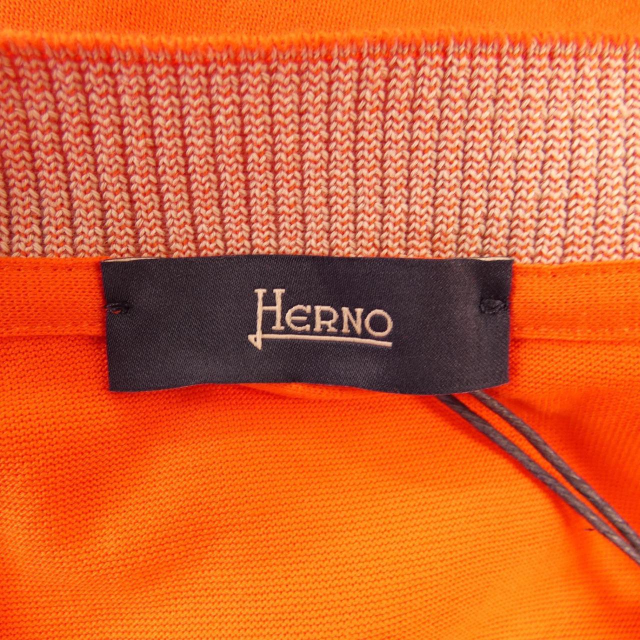 ヘルノ Herno Tシャツ