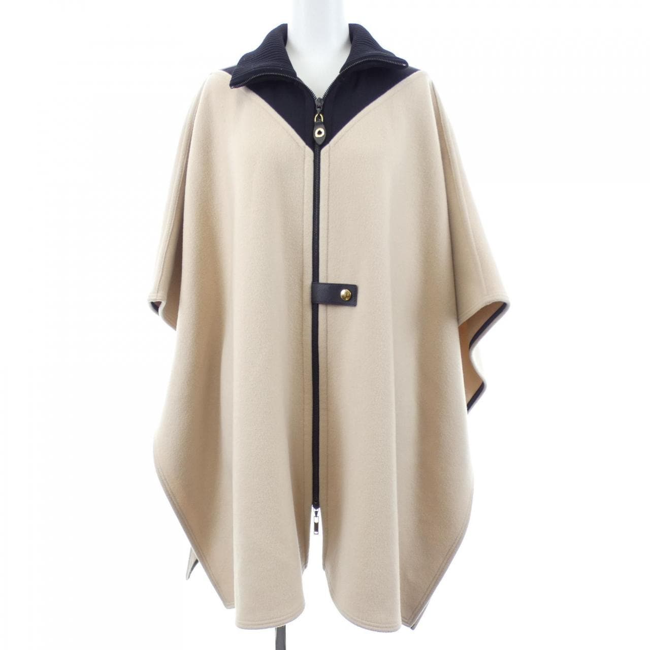 ルイヴィトン LOUIS VUITTON FDC011AYZ ケープ