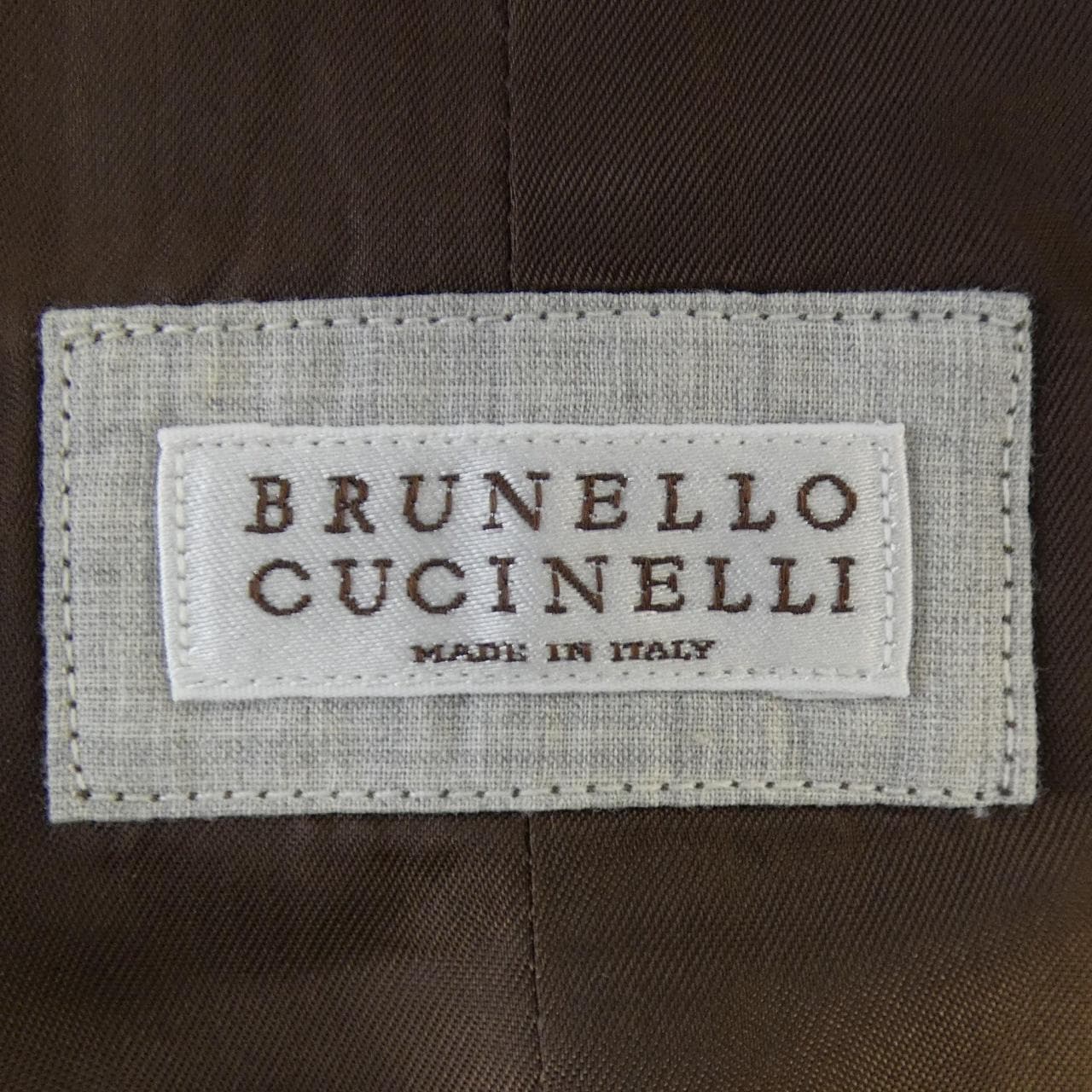 ブルネロクチネリ BRUNELLO CUCINELLI ベスト