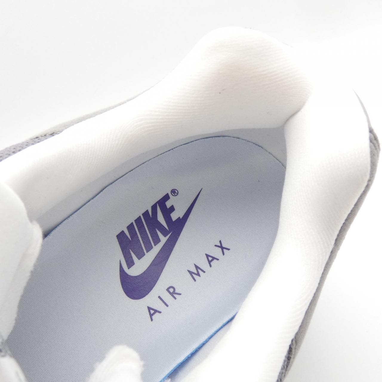 ナイキ NIKE HJ5996 100 スニーカー