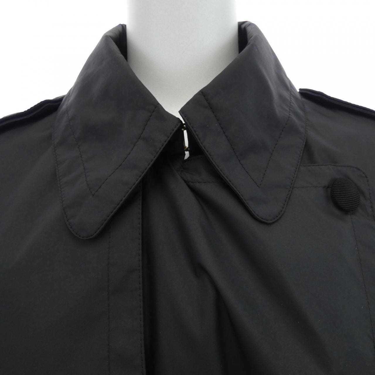 モンクレール MONCLER BARBENTANE ダウンコート