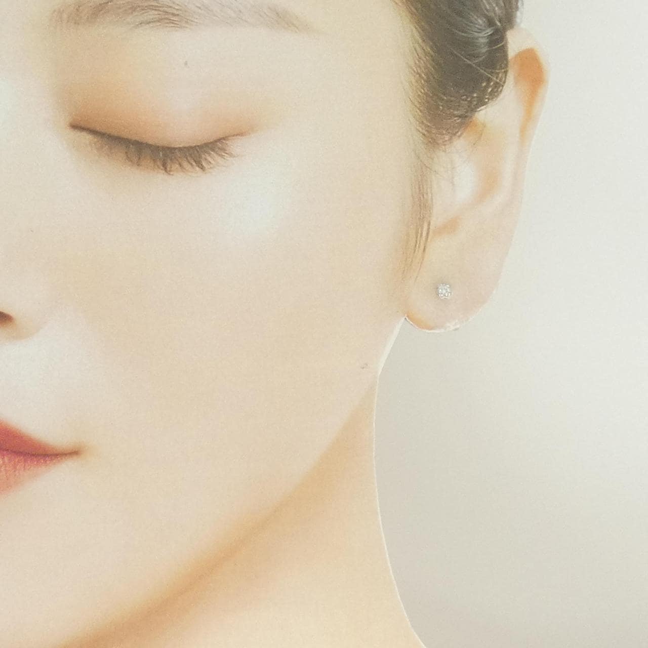 PT900 ダイヤモンド ピアス 0.10CT