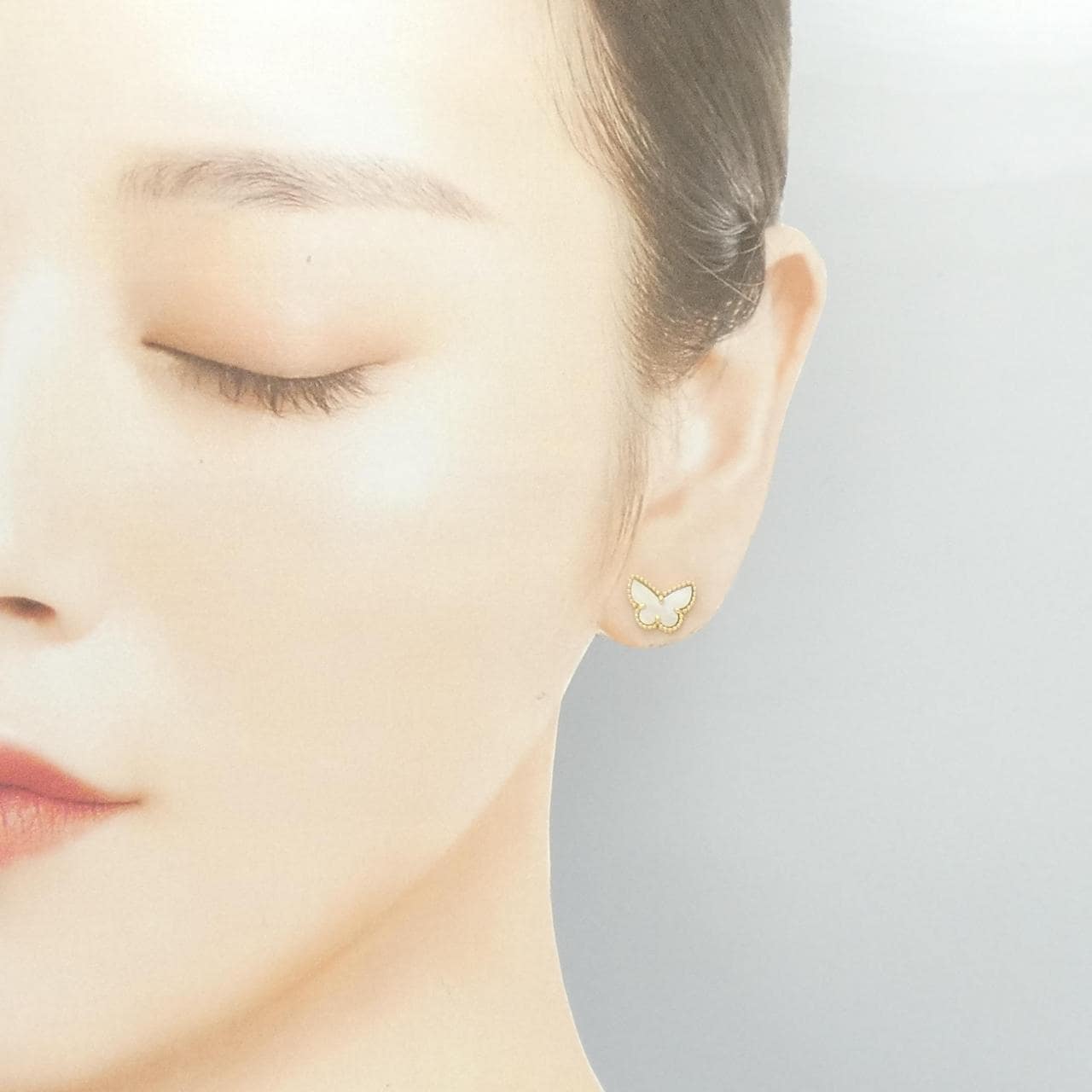 ヴァンクリーフ&アーペル スウィートアルハンブラ パピヨン ピアス