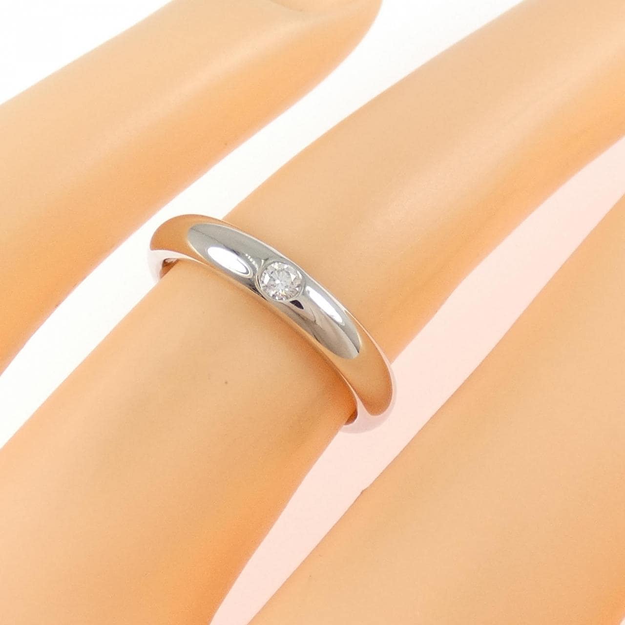 ハリーウィンストン ラウンド マリッジ リング