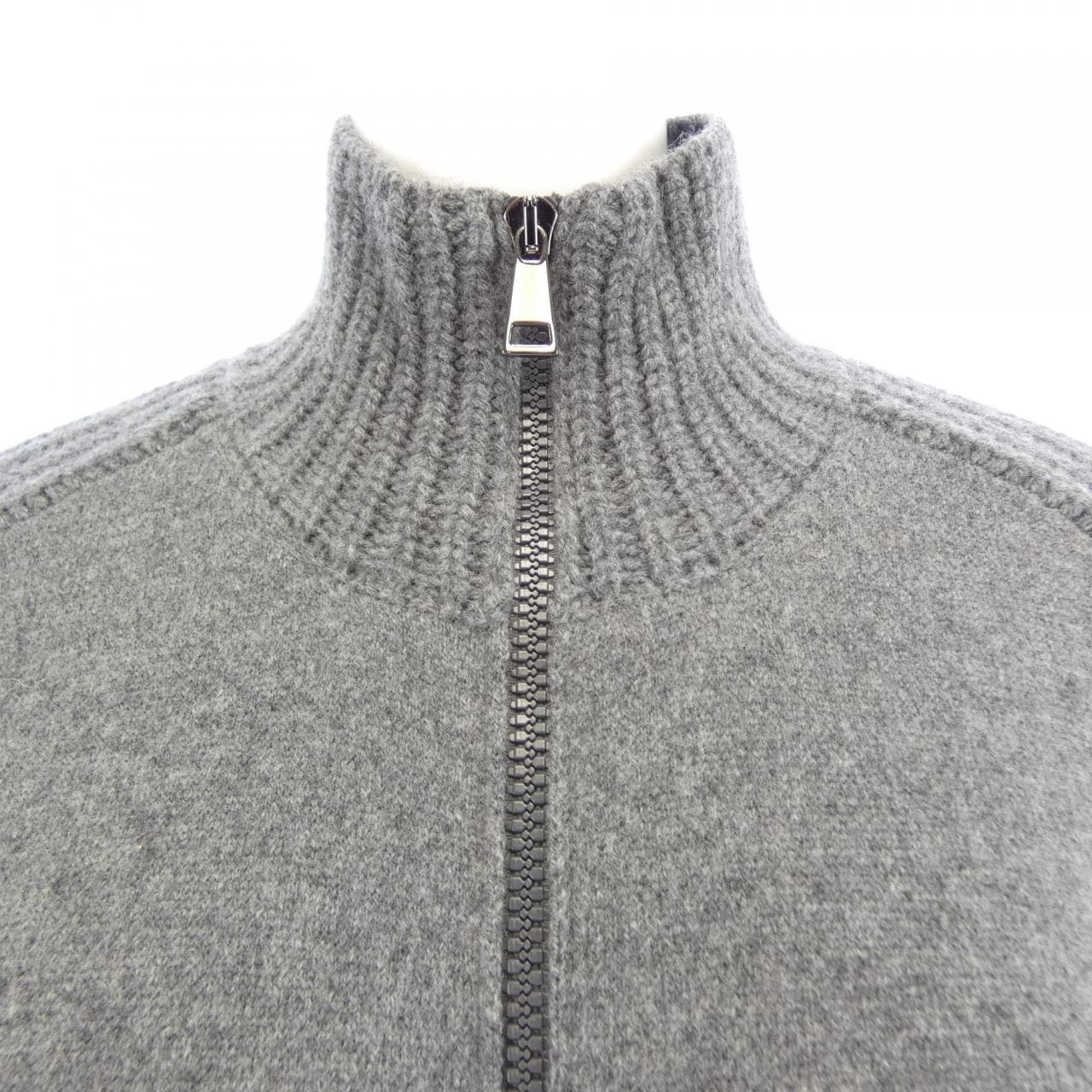 モンクレール MONCLER 20939B72300 ブルゾン