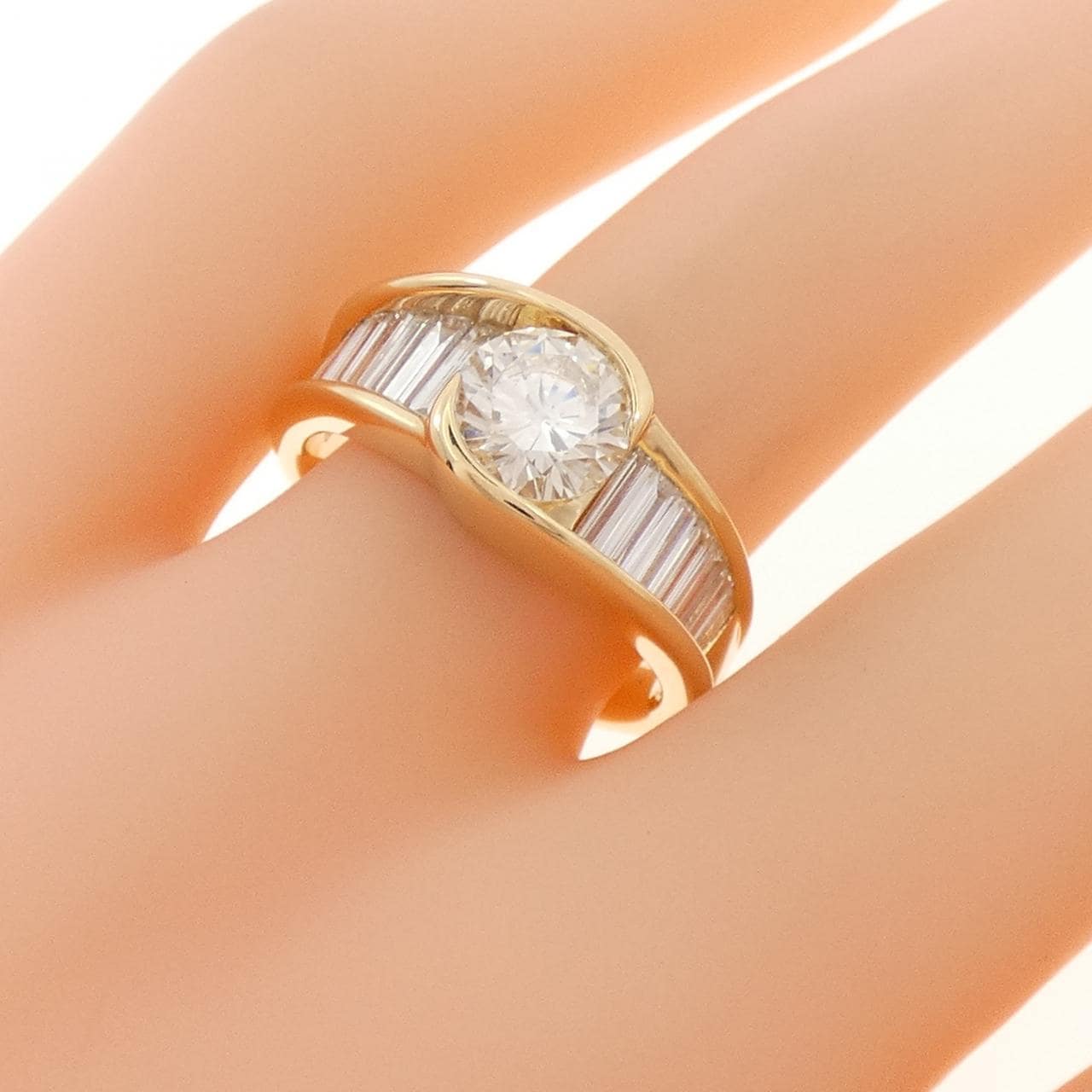 K18YG ダイヤモンド リング 1.076CT
