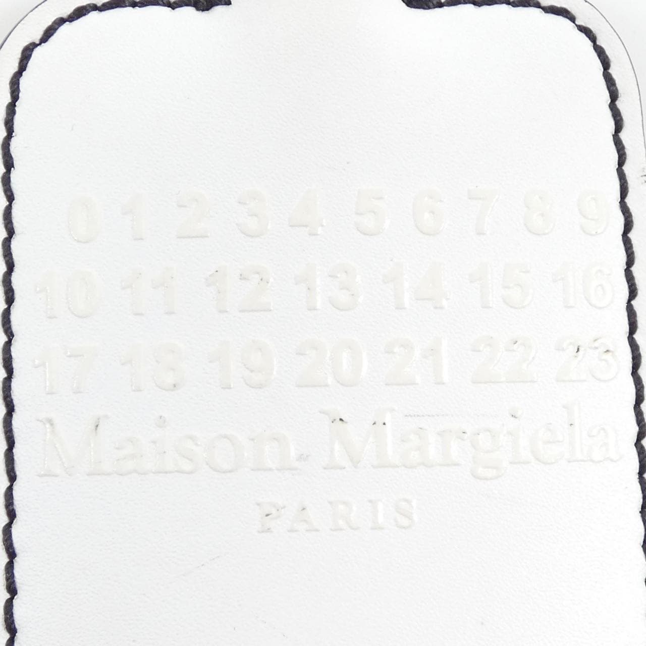 メゾンマルジェラ Maison Margiela ネームタグ