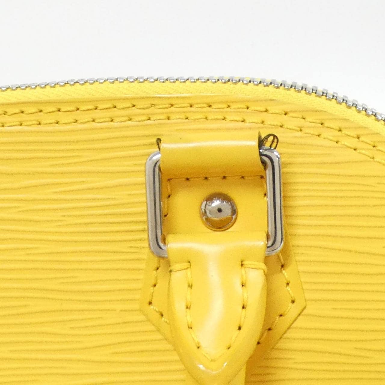 ルイヴィトン エピ アルマBB M40866 バッグ