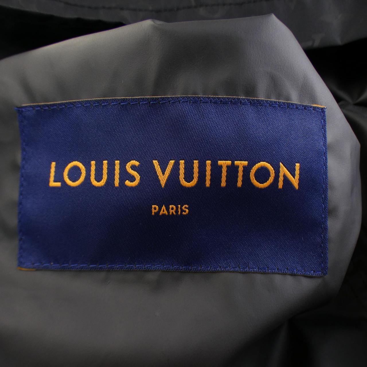 LOUIS VUITTON LOUIS VUITTON COURT