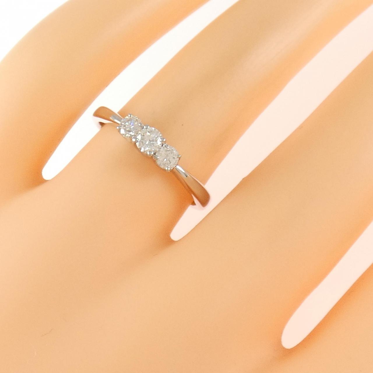 PT900 ダイヤモンド リング 0.30CT