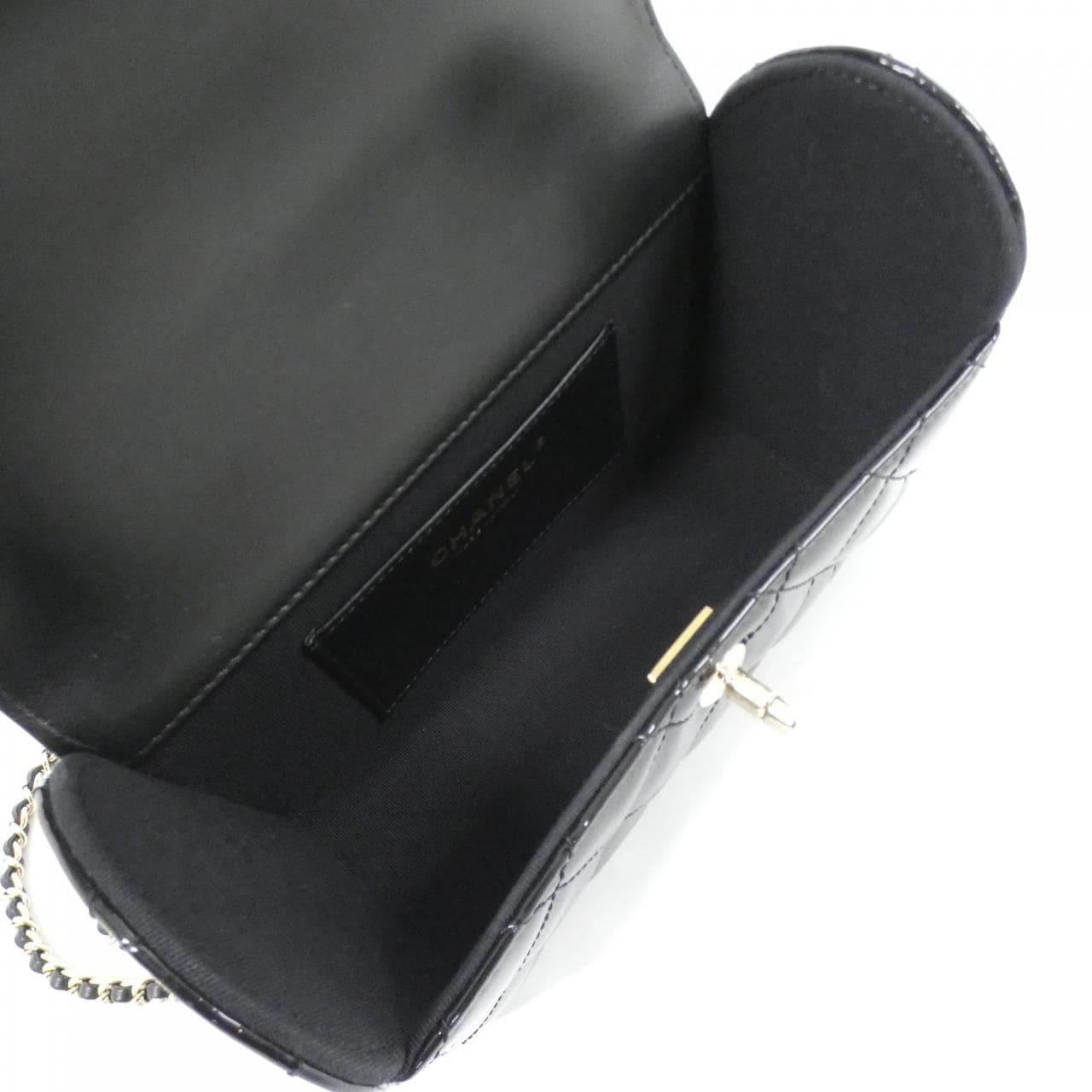 CHANEL AS4511 Shoulder Bag