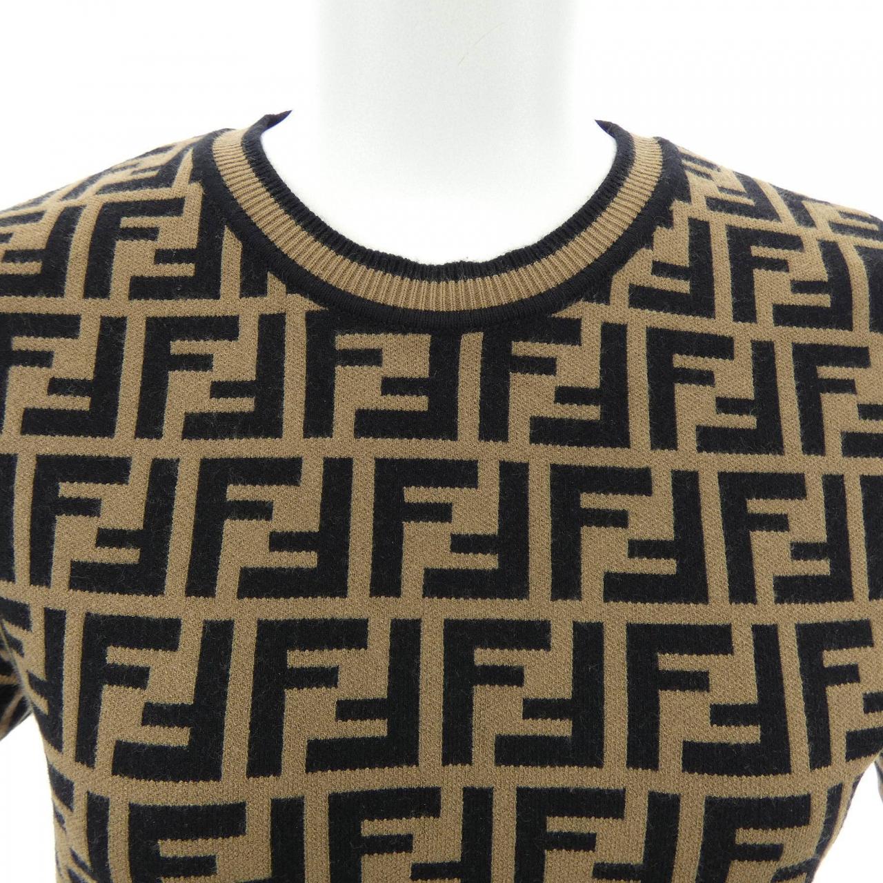フェンディ FENDI FFモチーフ FZY702 A5QG ニット